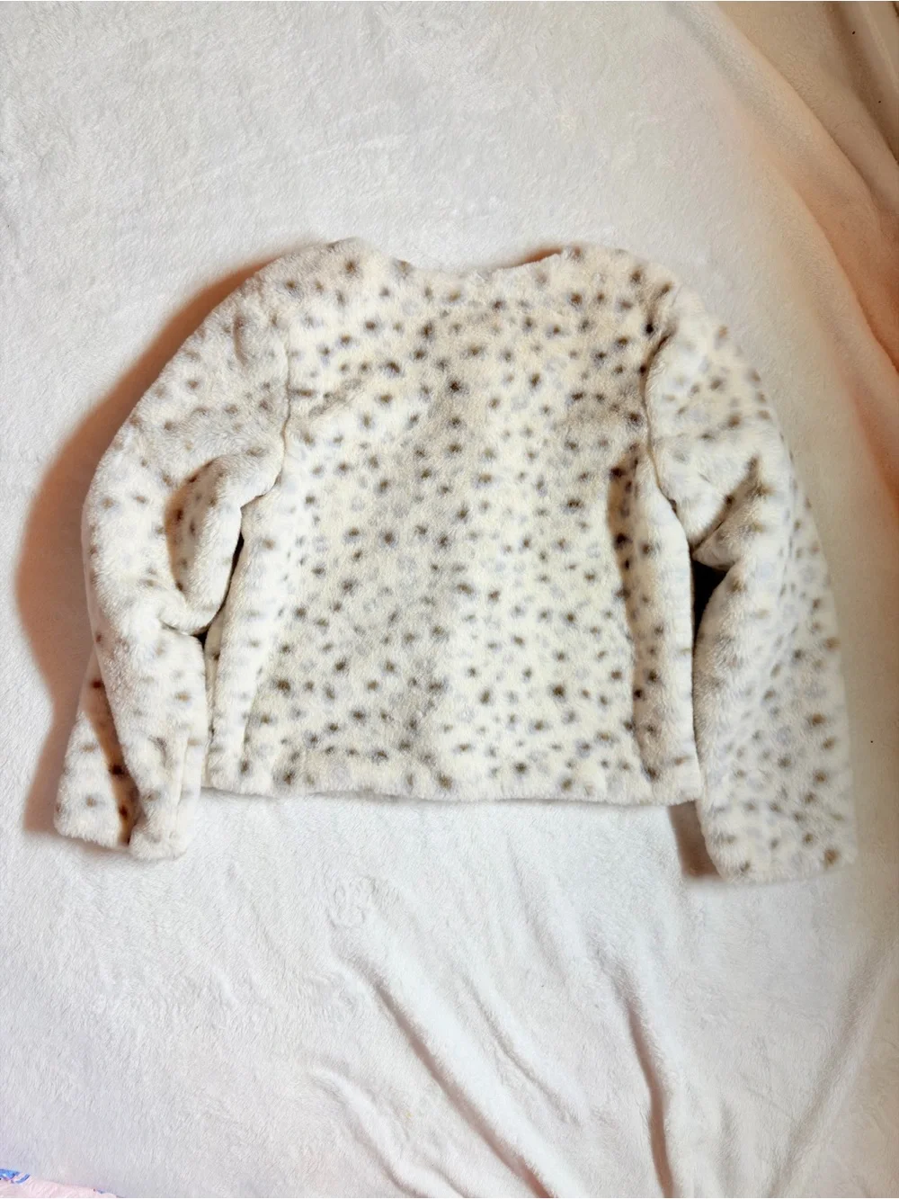 NWOT Cat & Jack white leopard faux fur button down jacket 7/8